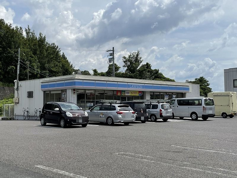 【コンビニエンスストア】ローソン　各務原須衛店まで1027ｍ