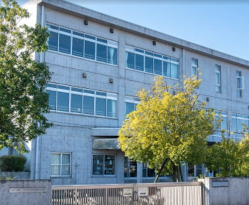 【小学校】みなみ野小学校まで678ｍ