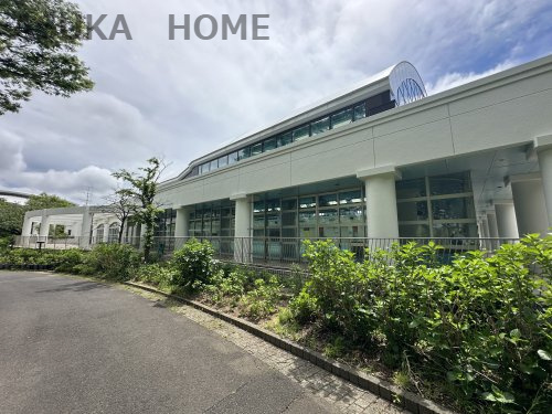 【プール】清水ケ丘公園　屋内プールまで1106ｍ