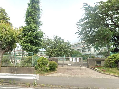 【小学校】厚木市立緑ケ丘小学校まで649ｍ