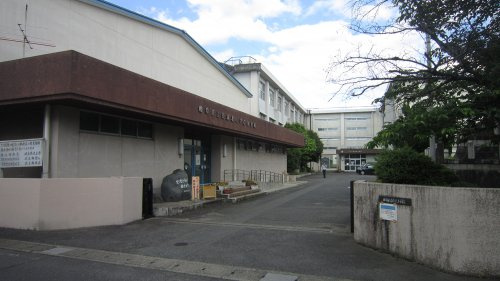 【小学校】岐阜市立長森北小学校まで566ｍ