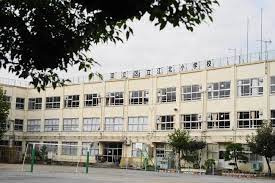 【小学校】足立区立江北小学校まで571ｍ