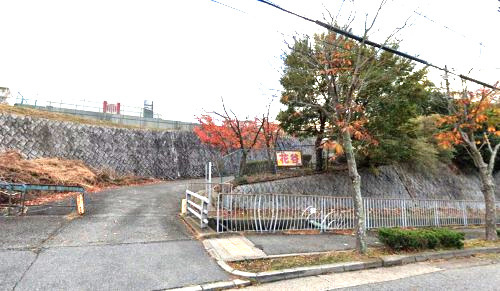 【小学校】神戸市立花谷小学校まで800ｍ