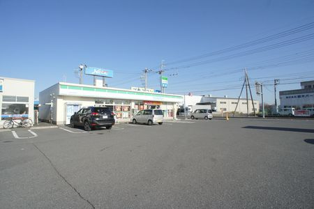【コンビニエンスストア】ファミリーマート　佐野北茂呂町店まで351ｍ