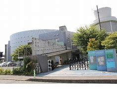 【図書館】海老名市立有馬図書館まで1050ｍ
