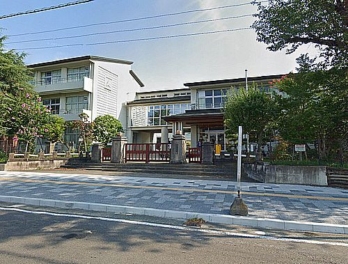 【小学校】秦野市立本町小学校まで2586ｍ