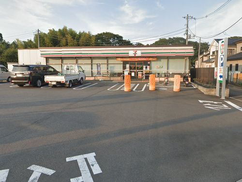 【コンビニエンスストア】セブンイレブン秦野上大槻店まで1398ｍ