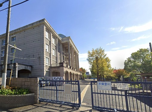 【中学校】越谷市立　北中学校まで712ｍ