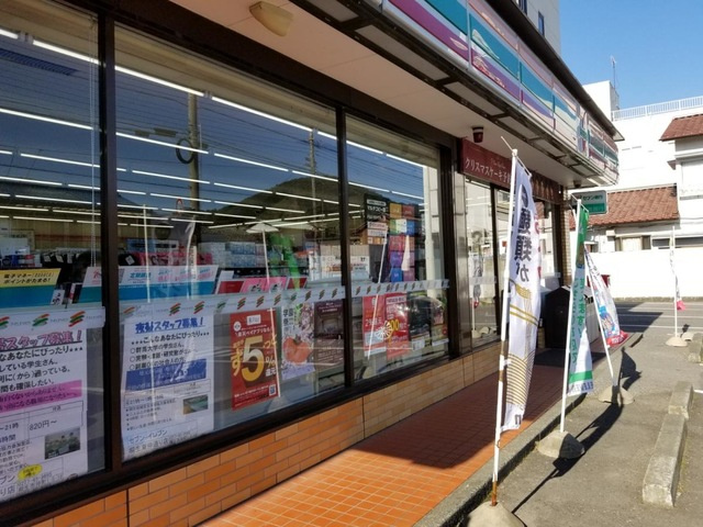 【コンビニエンスストア】セブンイレブン桐生東仲通り店まで626ｍ