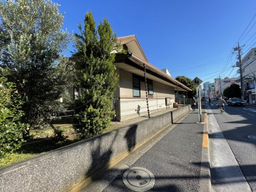 【幼稚園】レジナ幼稚園まで649ｍ