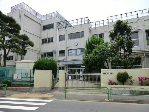 【中学校】世田谷区立瀬田中学校まで580ｍ