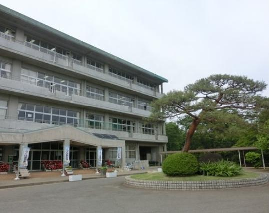 【中学校】つくば市立豊里学園　豊里中学校まで3000ｍ