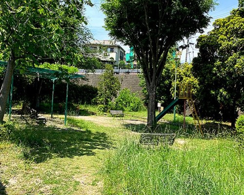 【公園】堰の山児童公園まで250ｍ