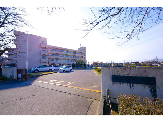 【小学校】米泉小学校まで587ｍ