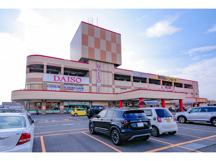 【ショッピングセンター】MEGAドン・キホーテ　ラパーク金沢店まで1343ｍ