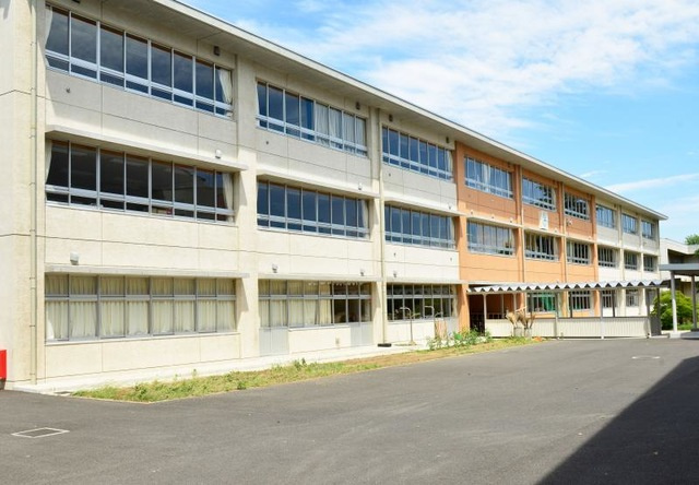 【中学校】大泉町立南中学校 まで1405ｍ