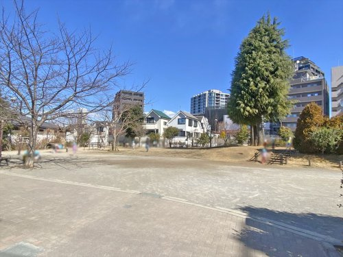 【公園】富ヶ谷三本杉公園まで243ｍ