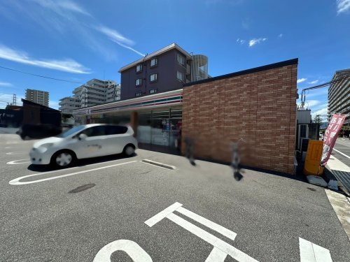 【コンビニエンスストア】セブンイレブン　伊丹南町2丁目店まで310ｍ
