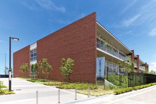 【小学校】貝塚市立東山小学校まで400ｍ