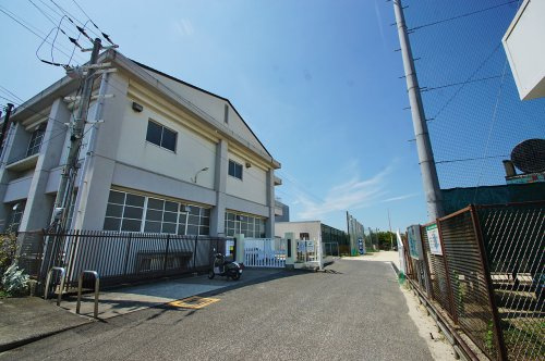 【中学校】岸和田市立山直中学校まで1200ｍ