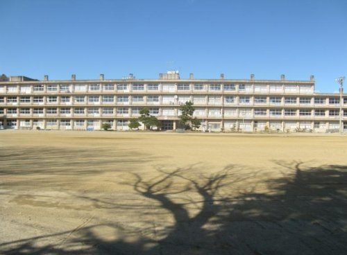 【小学校】錦小学校まで1040ｍ