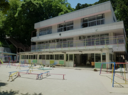 【幼稚園】明徳舘幼稚園まで2645ｍ