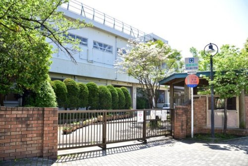 【小学校】南行徳小学校まで500ｍ