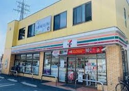 【コンビニエンスストア】セブンイレブン　草加吉町2丁目店まで849ｍ