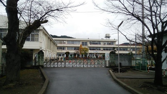 【小学校】高崎市立下室田小学校 まで818ｍ