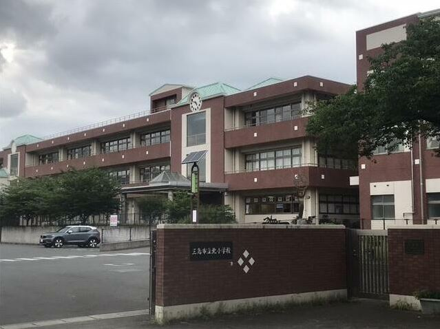 【小学校】三島市立北小学校まで1220ｍ