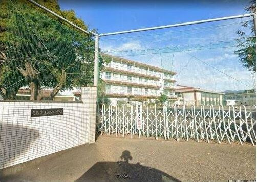 【小学校】三島市立徳倉小学校まで623ｍ