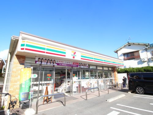 【コンビニエンスストア】セブンイレブン　寝屋川成田町店まで526ｍ