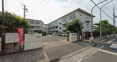 【小学校】近江八幡市立安土小学校まで882ｍ