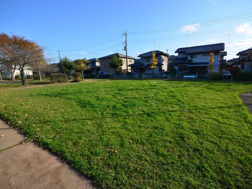 【公園】持田南公園まで730ｍ