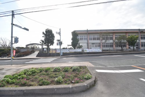 【小学校】大崎町立大崎小学校まで1900ｍ