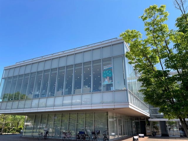 【図書館】西大寺緑花公園緑の図書室まで3637ｍ