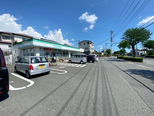 【コンビニエンスストア】ファミリーマート　富士見台店まで3793ｍ