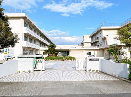 【小学校】富士市立今泉小学校まで1083ｍ