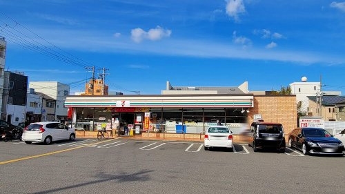 【コンビニエンスストア】セブンイレブン　和歌山北新5丁目店まで632ｍ
