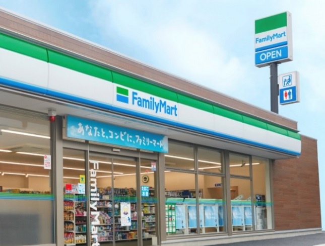 【コンビニエンスストア】ファミリーマート　札幌南5条西20丁目店まで1000ｍ