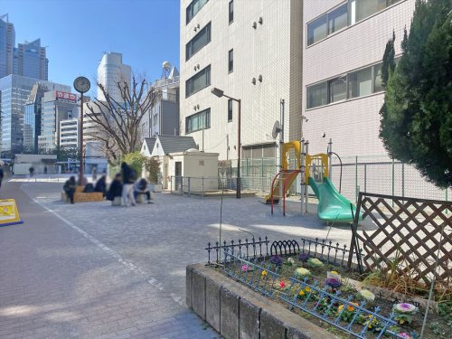 【公園】代々木二丁目あおい公園まで422ｍ