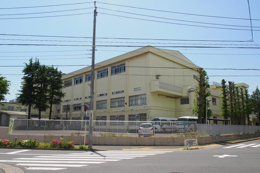 【中学校】江戸川区立瑞江第三中学校まで1120ｍ