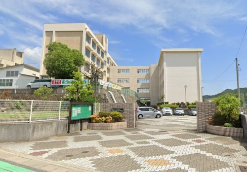 【小学校】姫路市立豊富小中学校まで1962ｍ