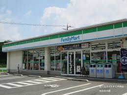 【コンビニエンスストア】ファミリーマート　神辺町道上店まで1752ｍ