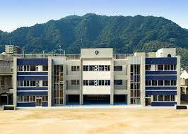 【中学校】三原市立第三中学校まで864ｍ