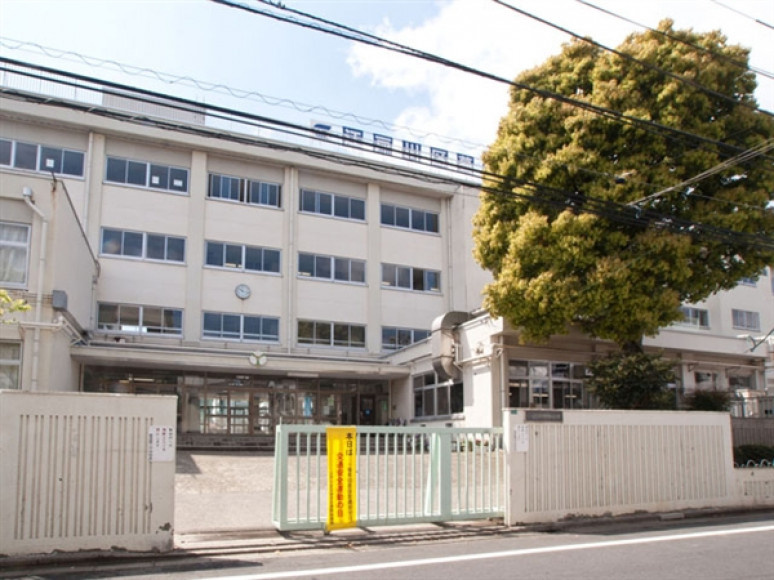 【中学校】江戸川区立葛西第三中学校まで355ｍ