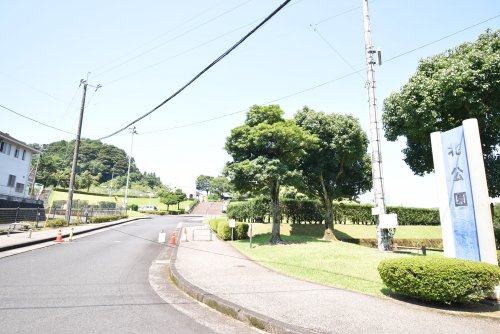 【公園】北公園まで1242ｍ