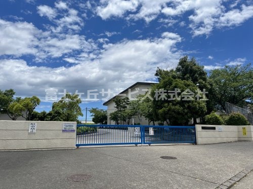 【小学校】青島北小学校まで754ｍ