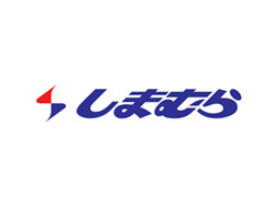 【スーパー】しまむらストアー　駅前店まで888ｍ