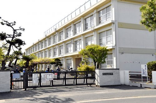 【小学校】平塚市立金田小学校まで936ｍ